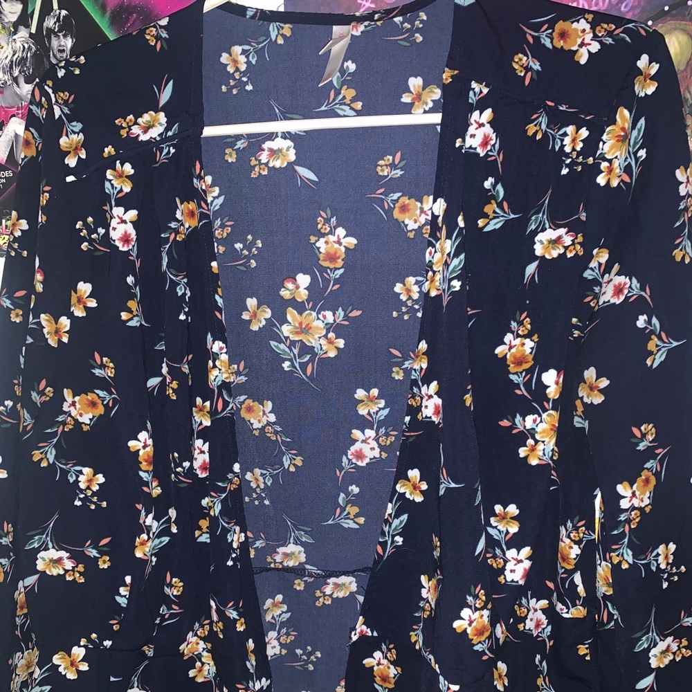 Kimono like top